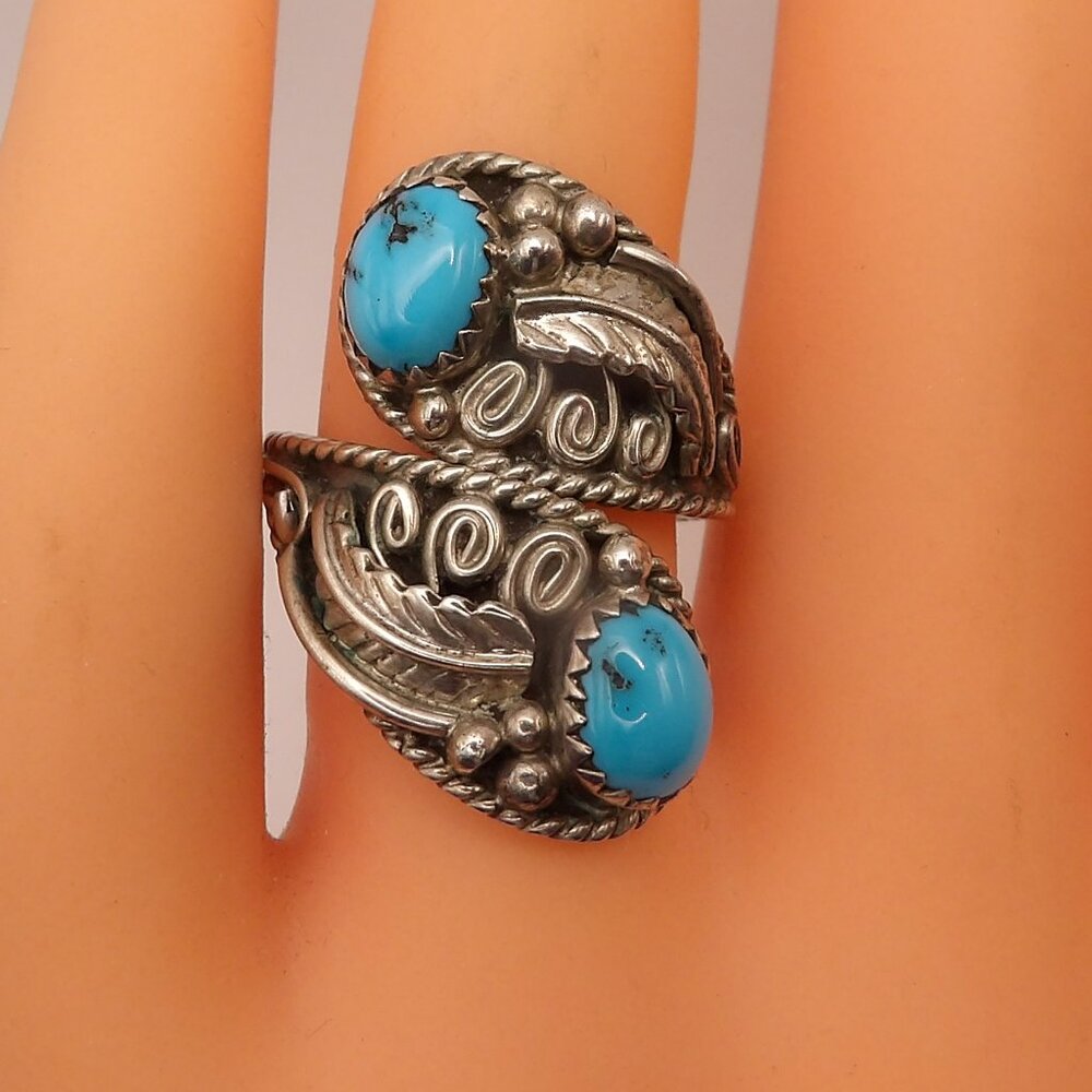 Navajo Elsie Yazzie Sterling Silver & Turquiose Bypass Ring